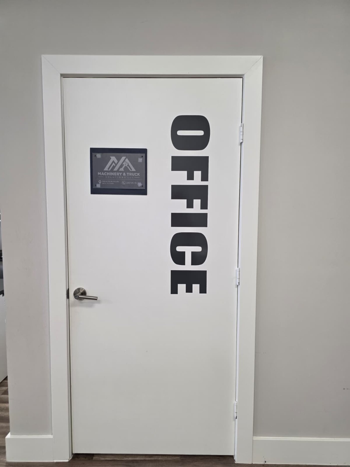 Vargas & Unanue Invest Group office entrance — 3006 N Fry Rd Katy, Texas
